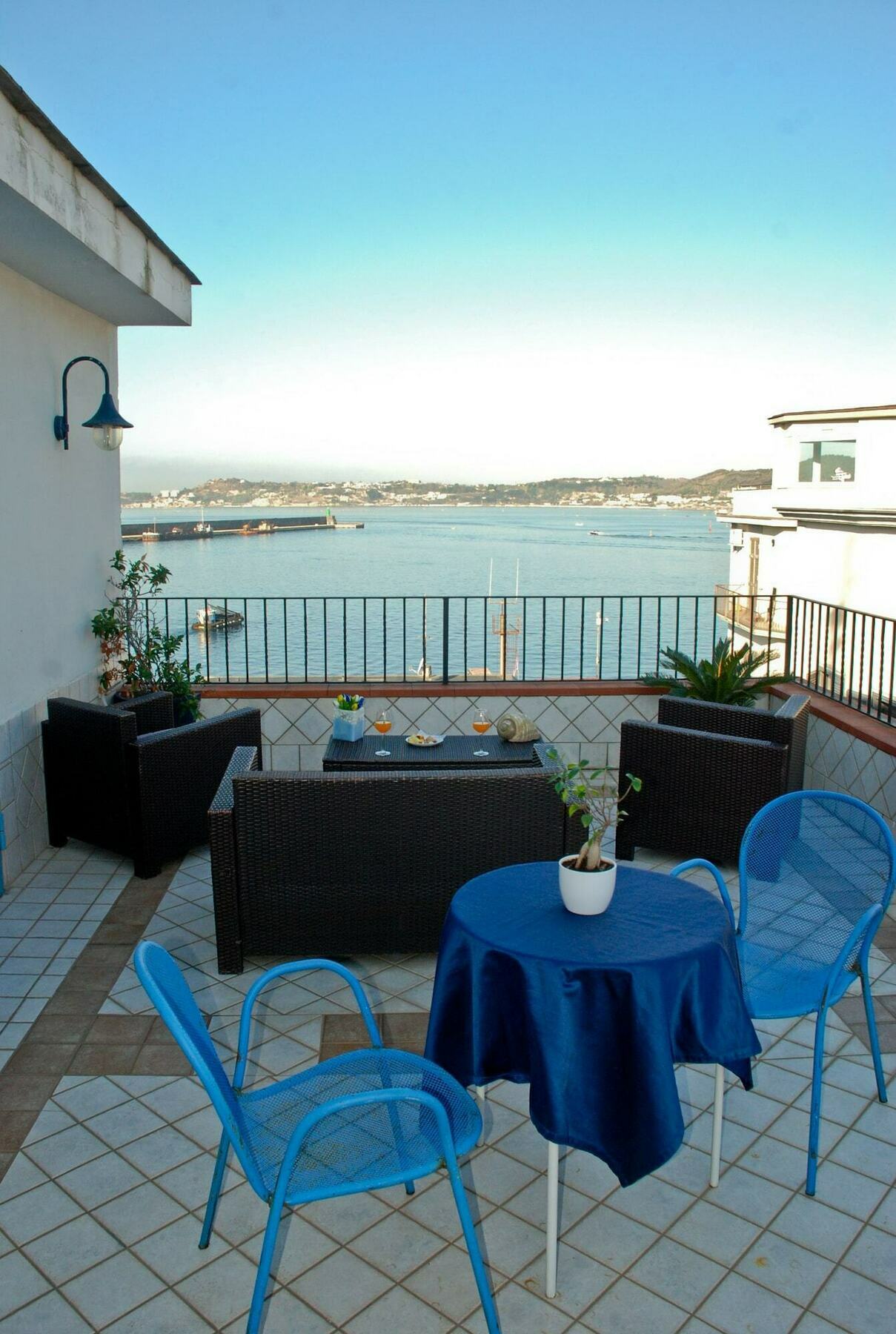 Hotel Darsena Pozzuoli Ngoại thất bức ảnh